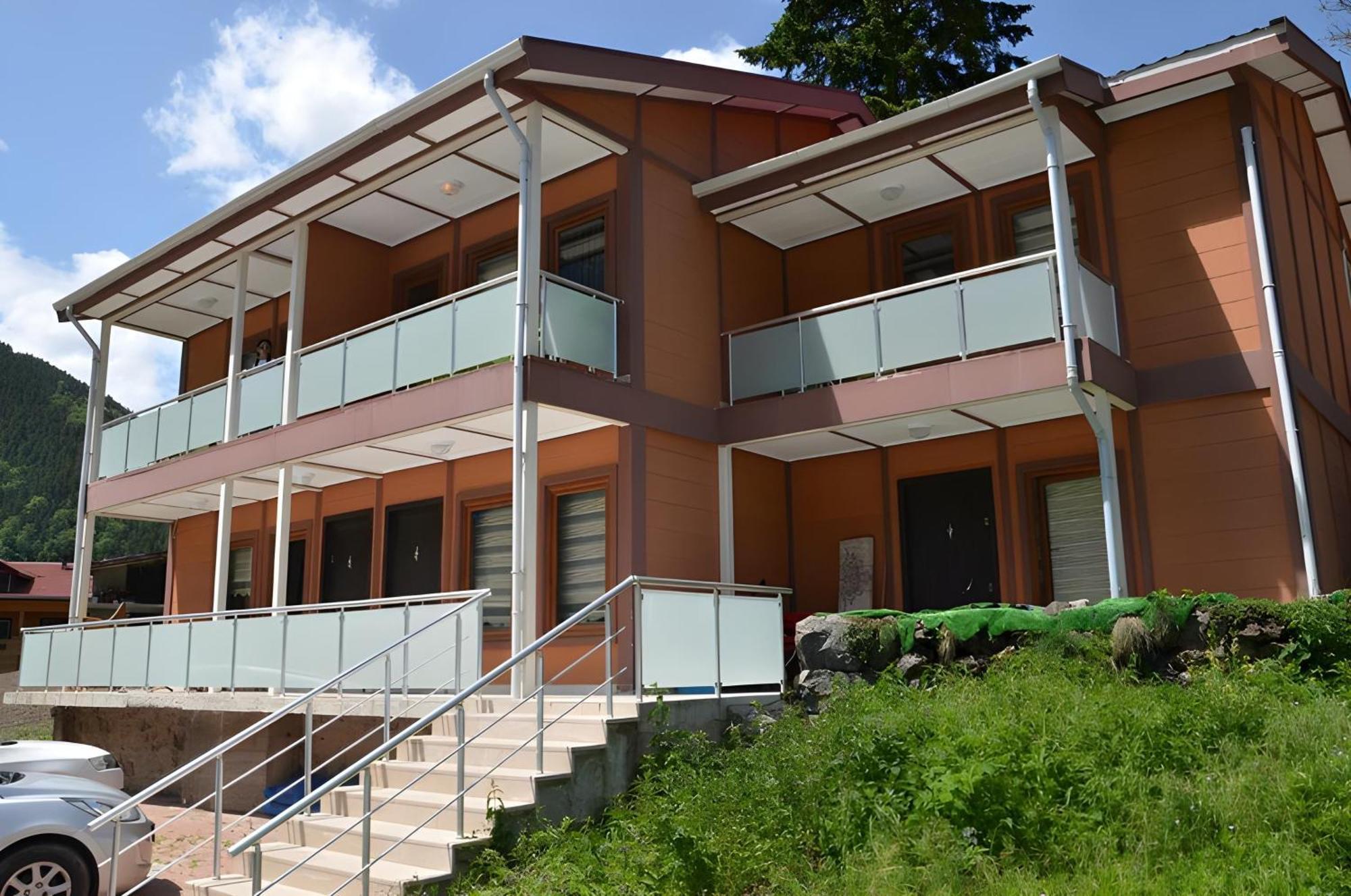 Villa Tapanoz 乌宗 外观 照片